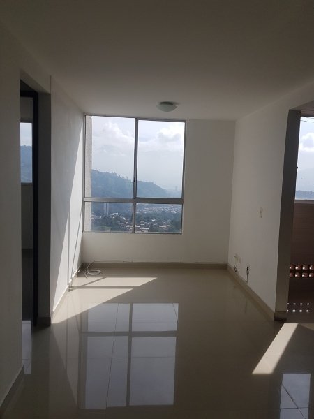 Apartamento para el arriendo en Medellín el codigo es 4713 Foto 4
