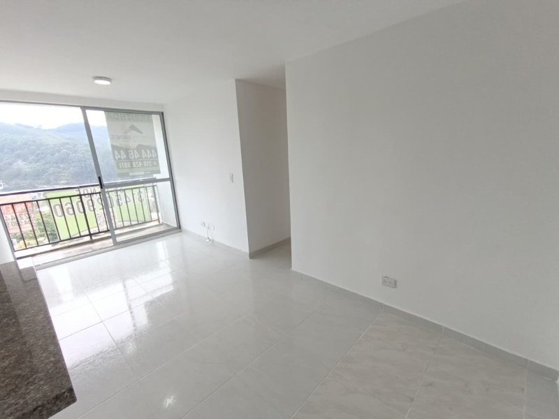 Apartamento para el arriendo en La Estrella el codigo es 17946 Foto 6