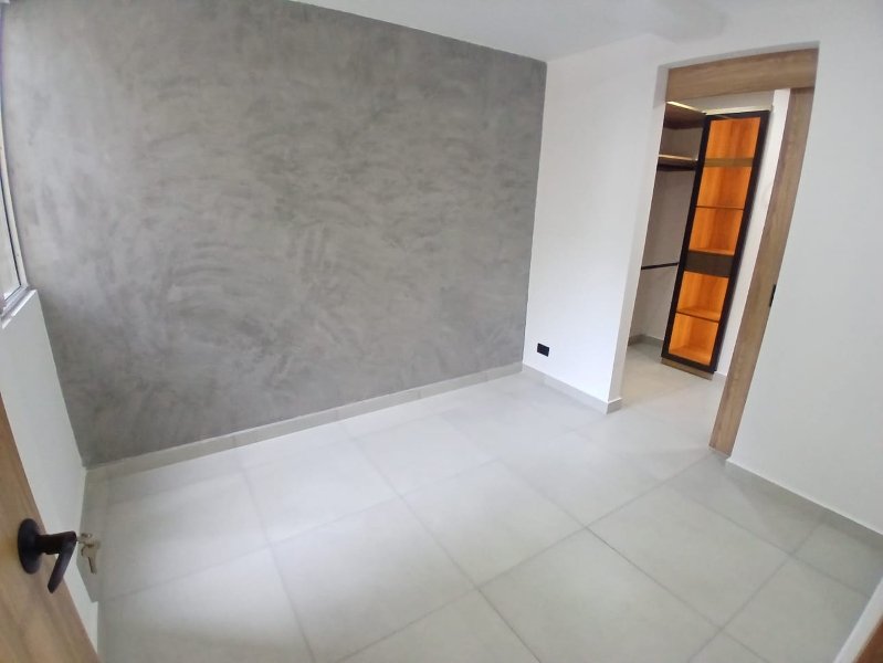 Apartamento para el arriendo en Sabaneta el codigo es 18028 Foto 7