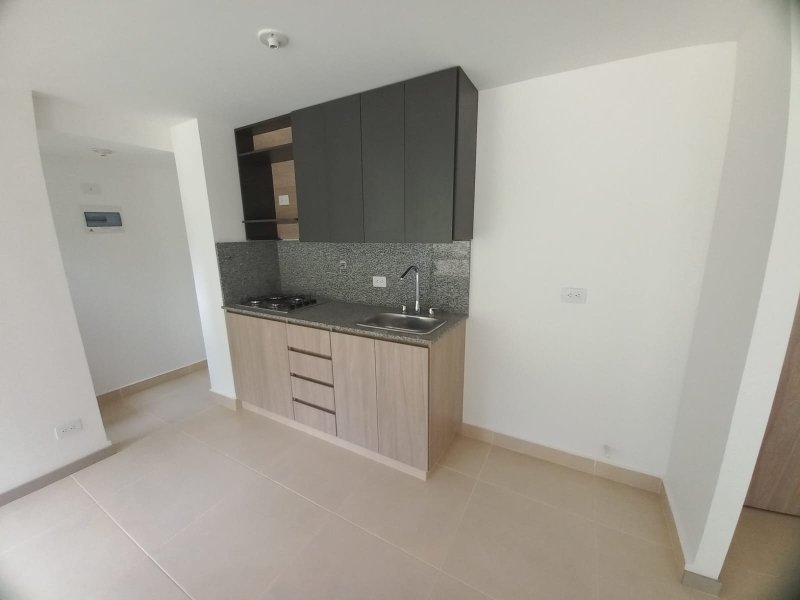 apartamento-arriendo-alto-de-las-flores-envigado