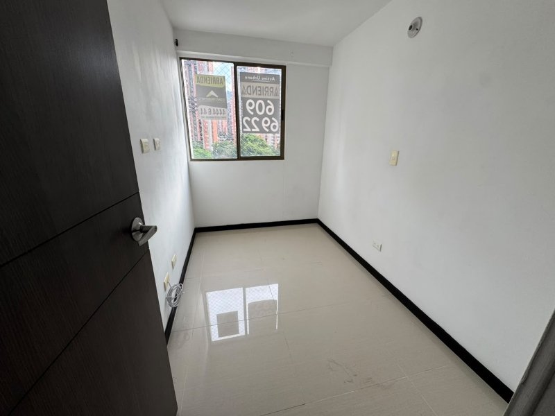 Apartamento para el arriendo en Sabaneta el codigo es 17255 Foto 9