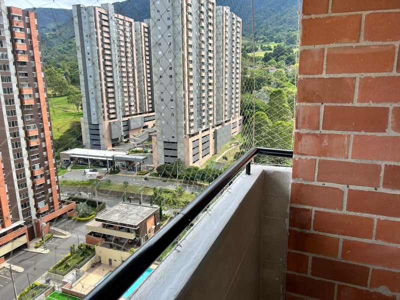 Apartamento para el arriendo en La Estrella el codigo es 17737 Foto 6