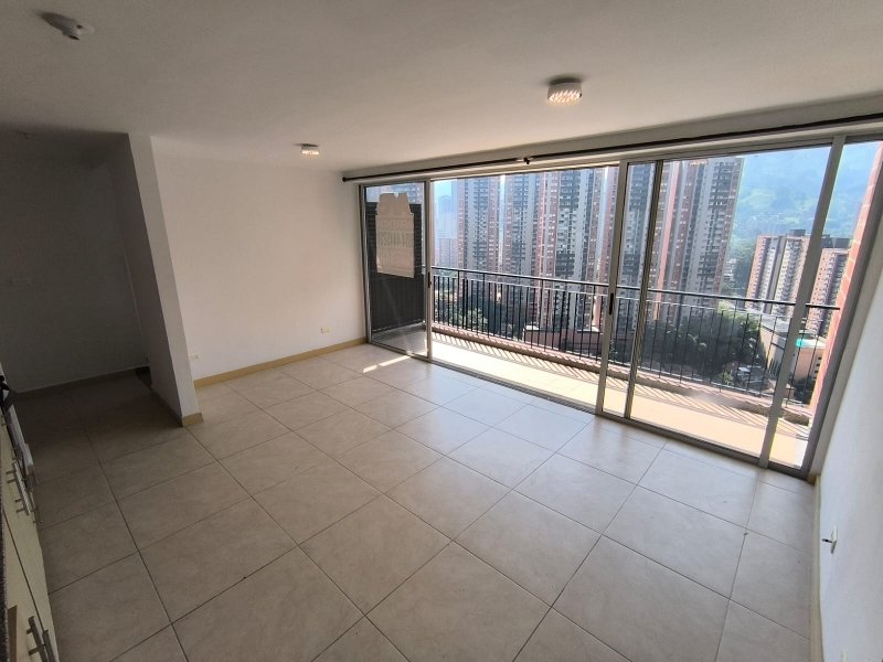 Apartamento para el arriendo en Sabaneta el codigo es 17538 Foto 3