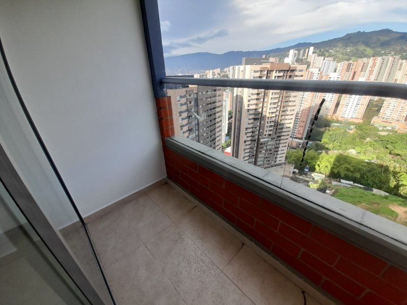 Apartamento para el arriendo en Sabaneta el codigo es 9755 Foto 6