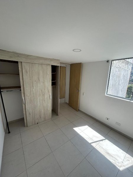 Apartamento para el arriendo en Medellín el codigo es 17649 Foto 4