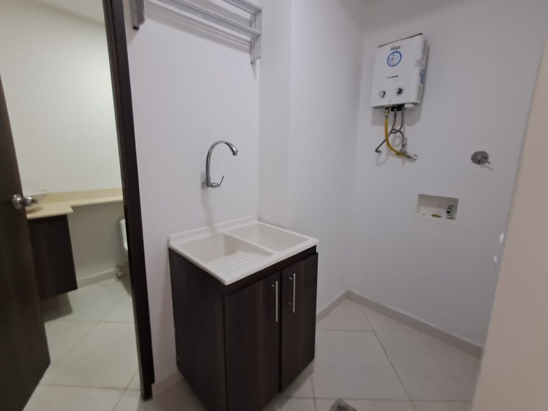 Apartamento para el arriendo en Sabaneta el codigo es 9112 Foto 11