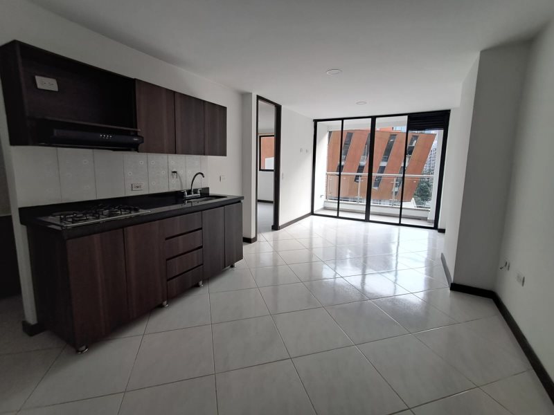 Apartamento para el arriendo en Sabaneta el codigo es 9112 Foto 3