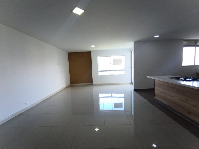 Apartamento para el arriendo en Sabaneta el codigo es 16658 Foto 3