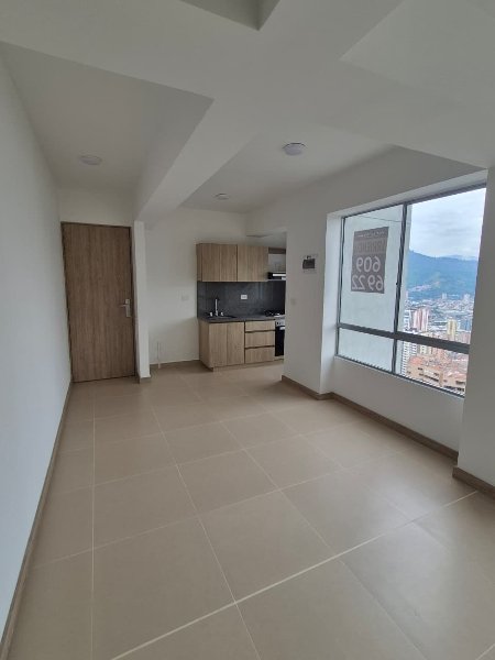 Apartamento para el arriendo en Sabaneta el codigo es 17693 Foto 2