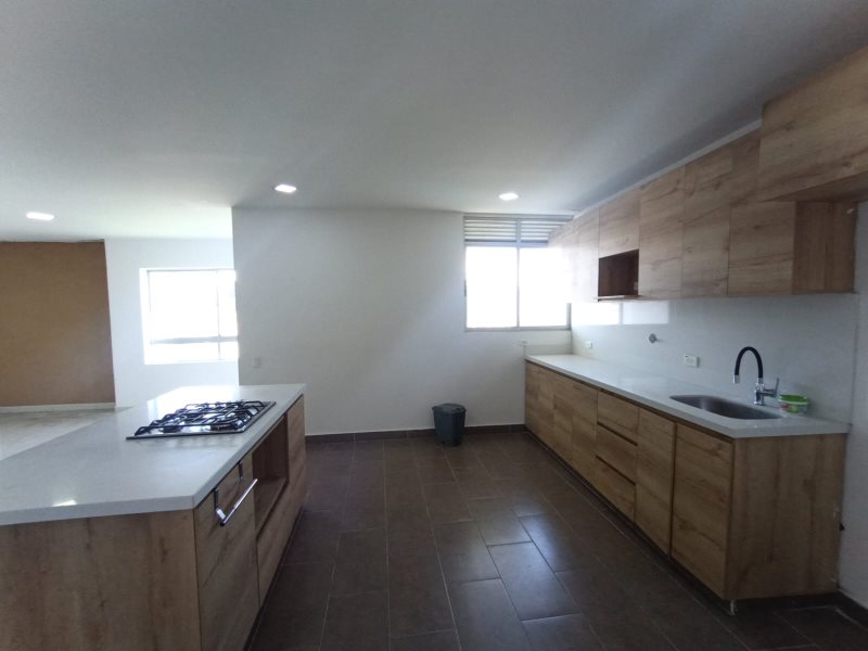 Apartamento para el arriendo en Sabaneta el codigo es 16658 Foto 2