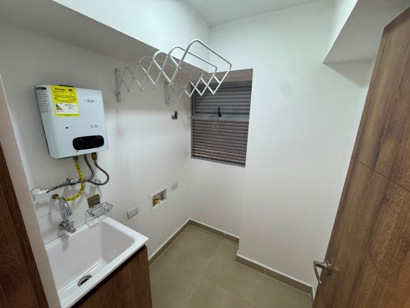 Apto-Loft para el arriendo en Sabaneta el codigo es 15875 Foto 9