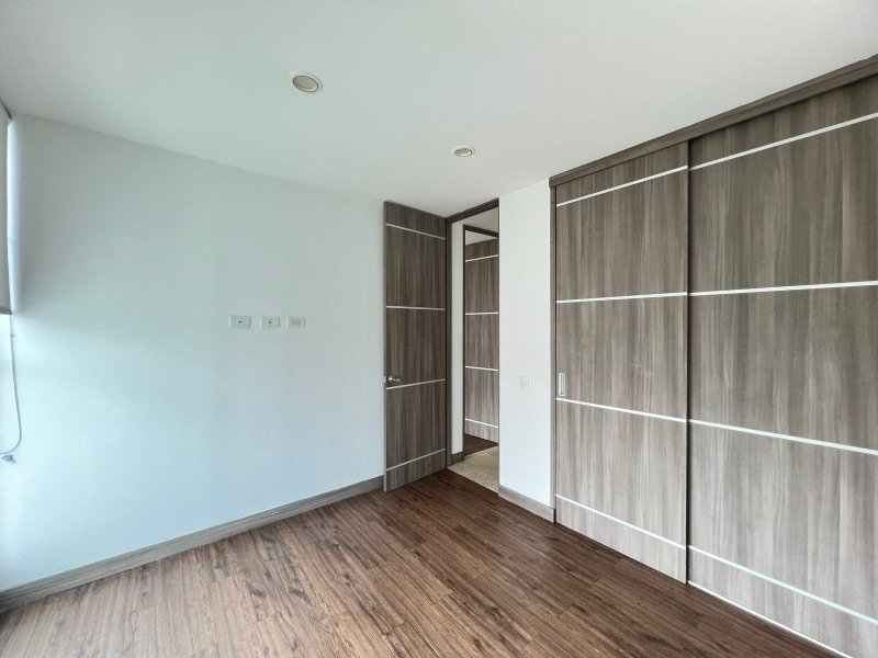 Apartamento para el arriendo en Sabaneta el codigo es 17392 Foto 7