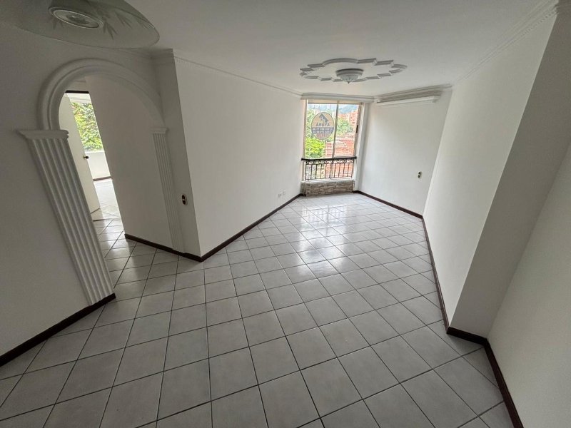 Apartamento para el arriendo en Envigado el codigo es 17228 Foto 4