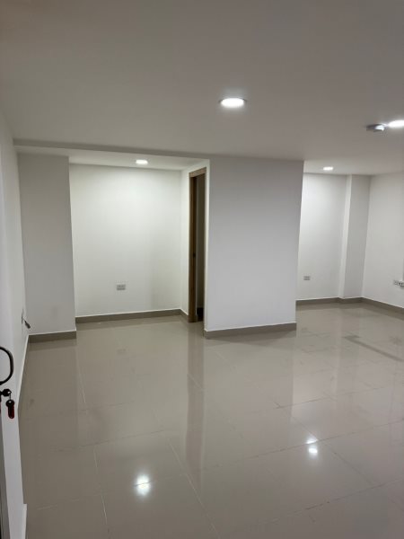 Local para el arriendo en Sabaneta el codigo es 16990 Foto 5