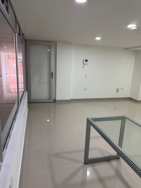 Local para el arriendo en Sabaneta el codigo es 16990 Foto 3