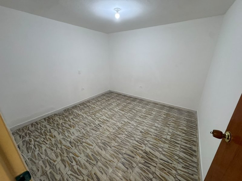 Apartamento para el arriendo en Sabaneta el codigo es 2466 Foto 6