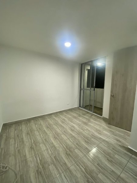 Apartamento para el arriendo en La Estrella el codigo es 17997 Foto 4