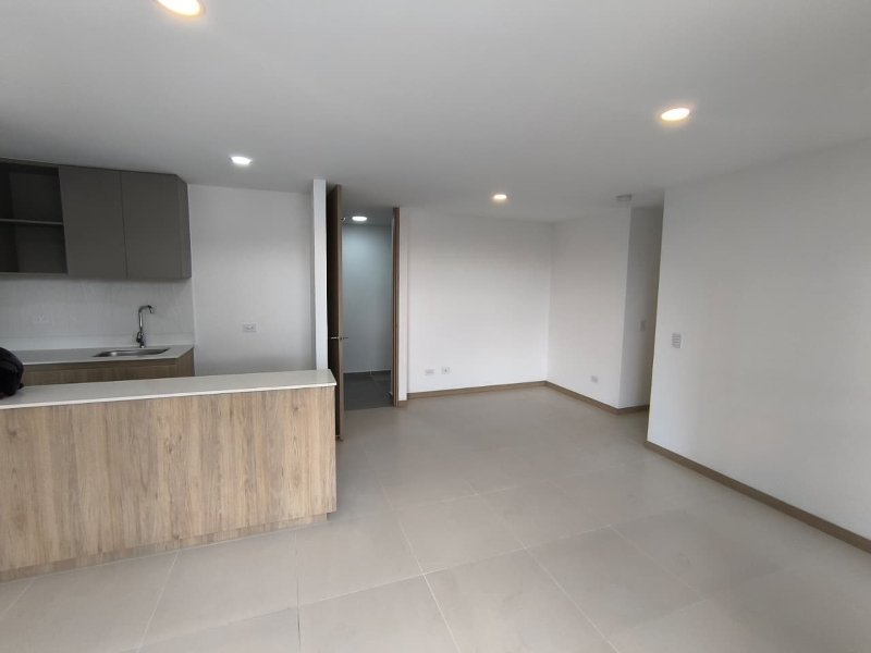 Apartamento para el arriendo en Sabaneta el codigo es 17746 Foto 3