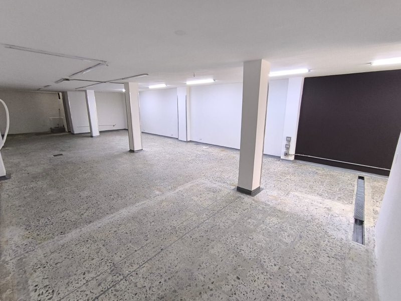 Local para el arriendo en Sabaneta - Holanda el codigo es 17759 Foto 4