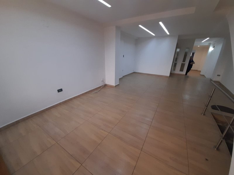 Casa para el arriendo en Itagüí el codigo es 17625 Foto 4