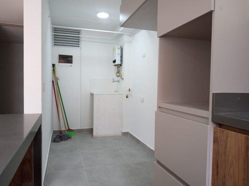 Apartamento para el arriendo en Envigado el codigo es 17517 Foto 8