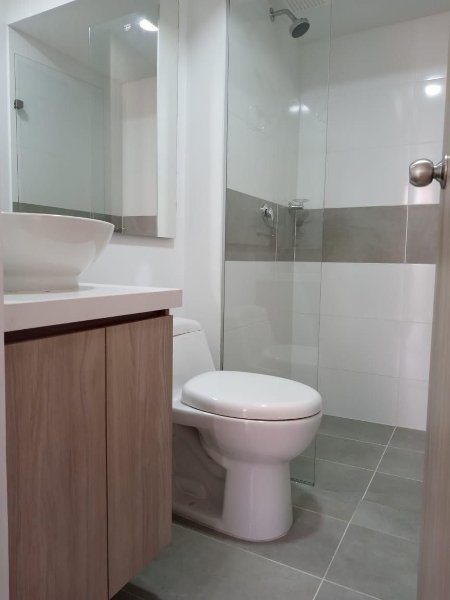 Apartamento para el arriendo en Envigado el codigo es 17517 Foto 7
