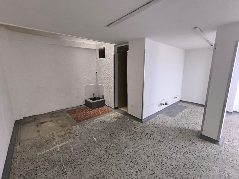 Local para el arriendo en Sabaneta - Holanda el codigo es 17759 Foto 7