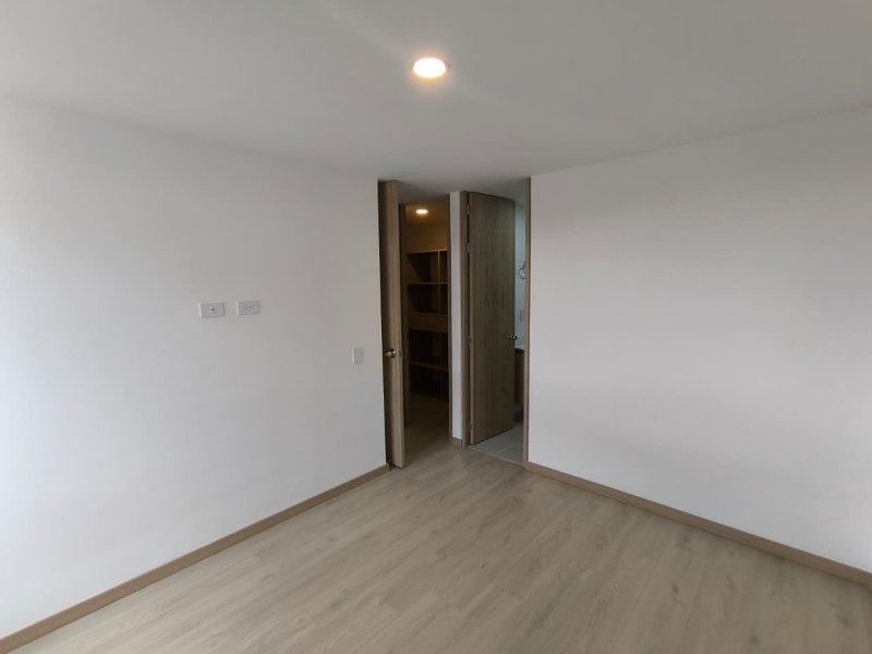 Apartamento para el arriendo en Sabaneta el codigo es 17746 Foto 10
