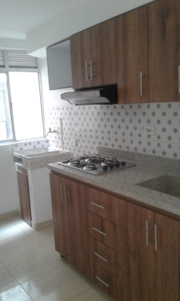 Apartamento para el arriendo en Medellín el codigo es 18012 Foto 2