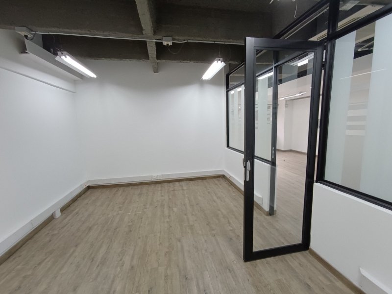 Local para el arriendo en Itagüí el codigo es 16223 Foto 6