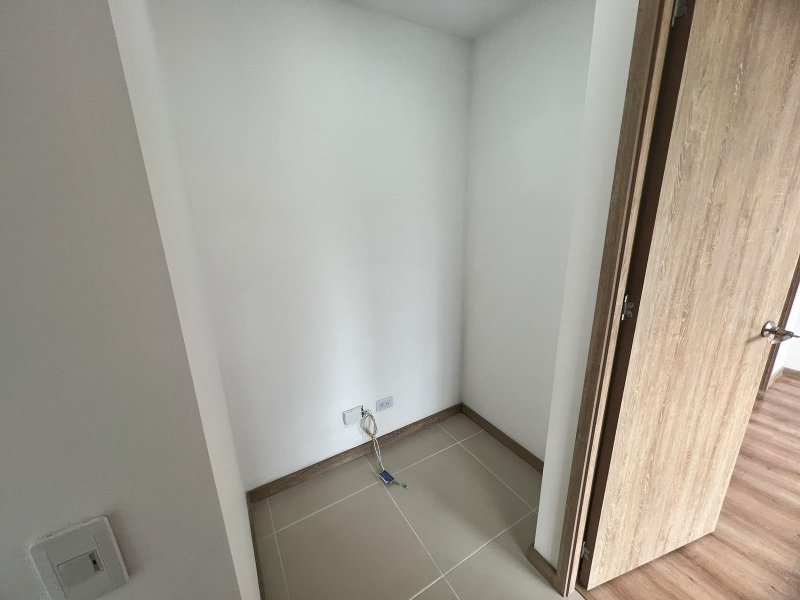 Apartamento para el arriendo en Sabaneta el codigo es 17570 Foto 6