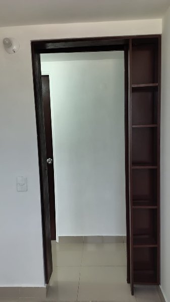 Apartamento para el arriendo en Medellín el codigo es 18012 Foto 8