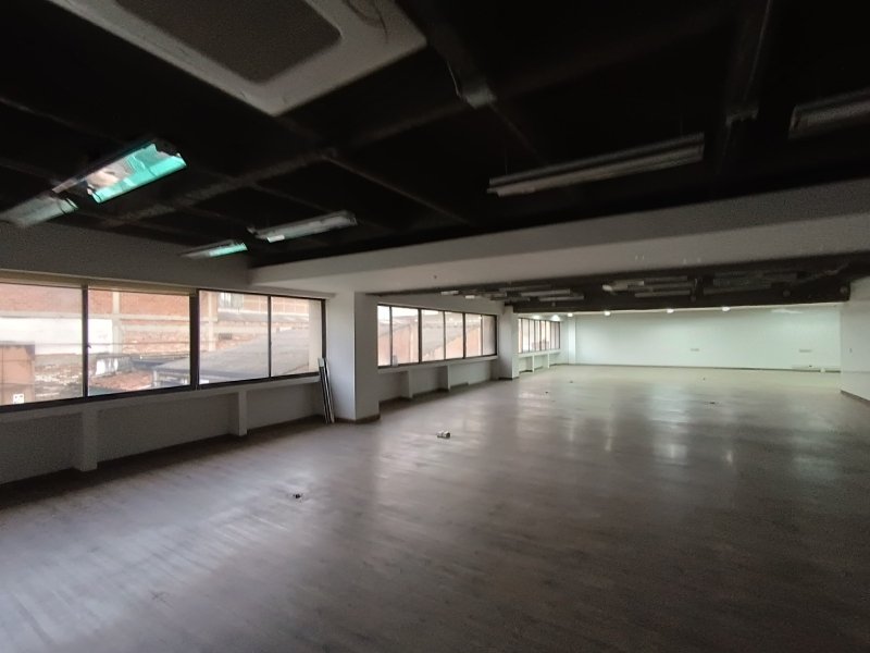 Local para el arriendo en Itagüí el codigo es 16223 Foto 4