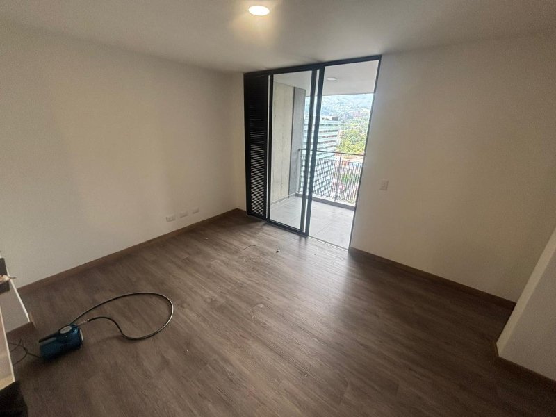 Apartamento para el arriendo en Envigado el codigo es 17246 Foto 3