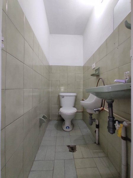 Local para el arriendo en Envigado el codigo es 17265 Foto 9