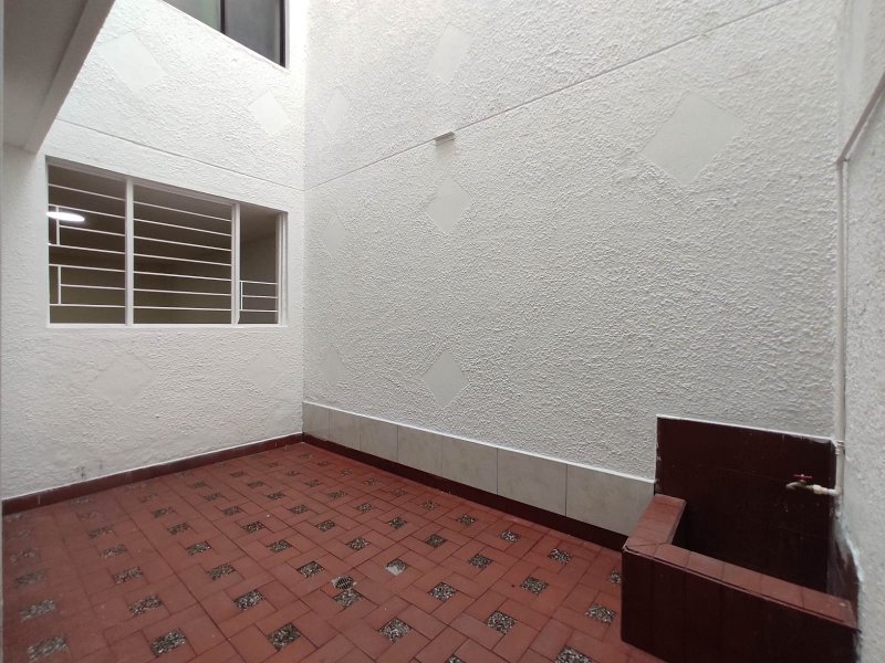 Local para el arriendo en Envigado el codigo es 17265 Foto 8