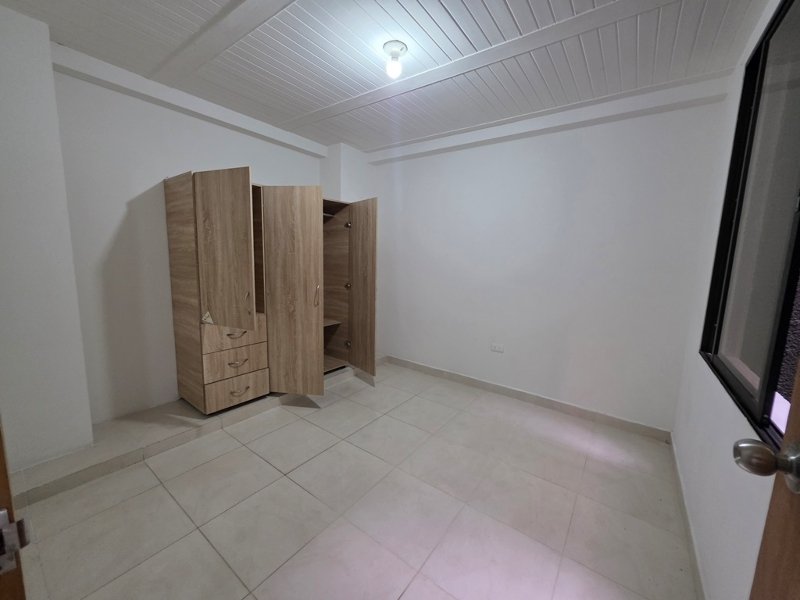 Apartamento para el arriendo en Sabaneta el codigo es 12130 Foto 8