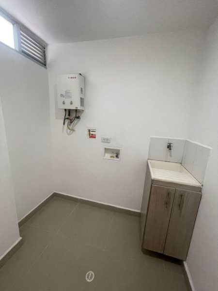 Apartamento para el arriendo en Sabaneta el codigo es 3747 Foto 18