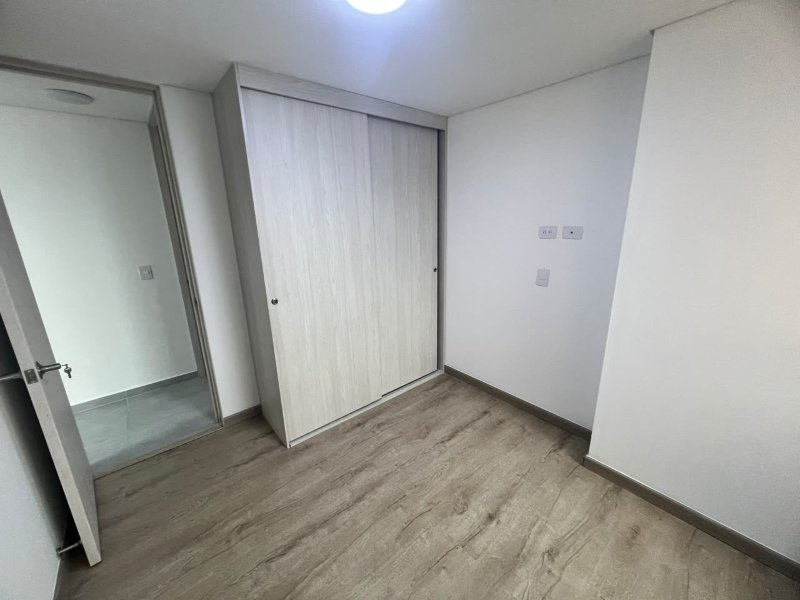 Apartamento para el arriendo en Itagüí el codigo es 17628 Foto 6