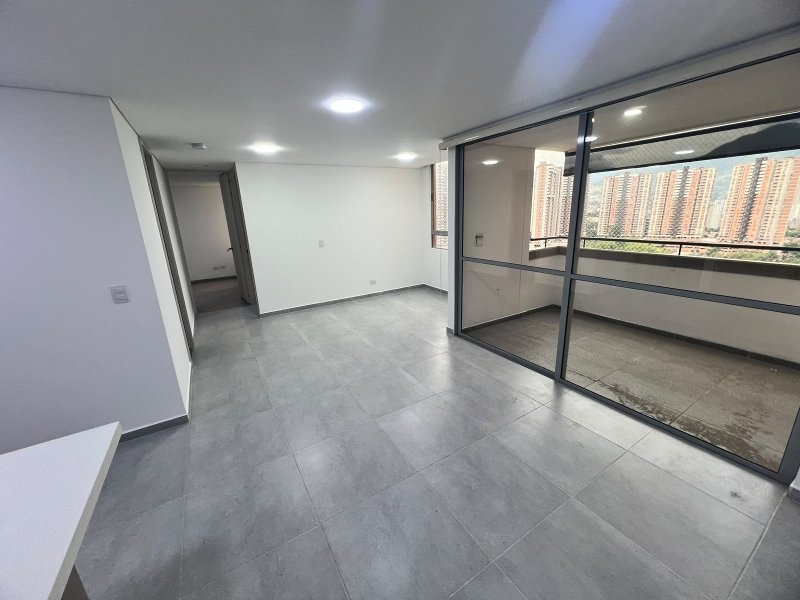 Apartamento para el arriendo en Itagüí el codigo es 17628 Foto 2