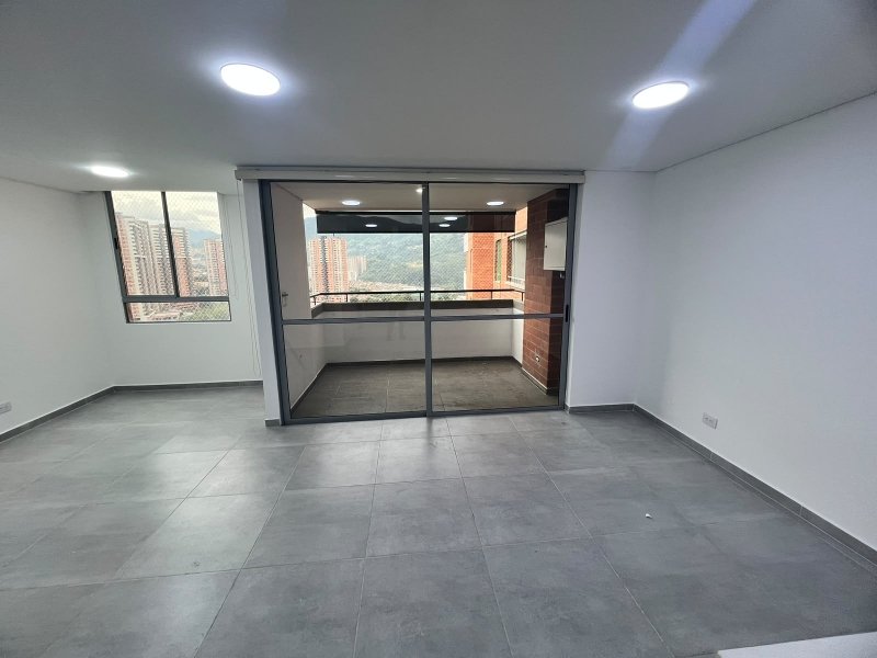 Apartamento para el arriendo en Itagüí el codigo es 17628 Foto 3