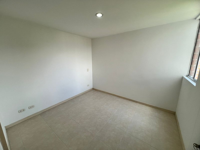 Apartamento para el arriendo en Sabaneta el codigo es 17240 Foto 7