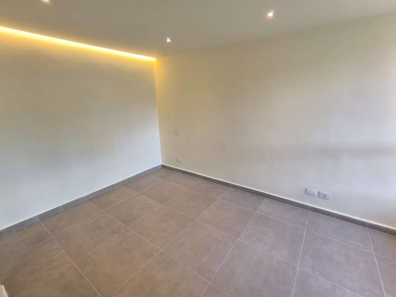 Apartamento para el arriendo en Sabaneta el codigo es 17767 Foto 9