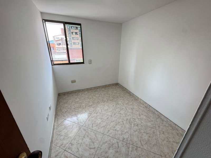 Apartamento para el arriendo en Sabaneta el codigo es 2072 Foto 9