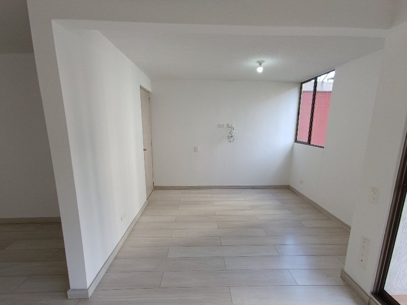 Apartamento para el arriendo en Sabaneta el codigo es 17805 Foto 10