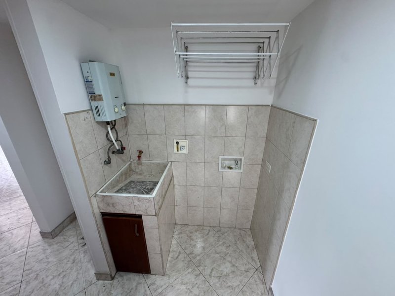 Apartamento para el arriendo en Sabaneta el codigo es 2072 Foto 13