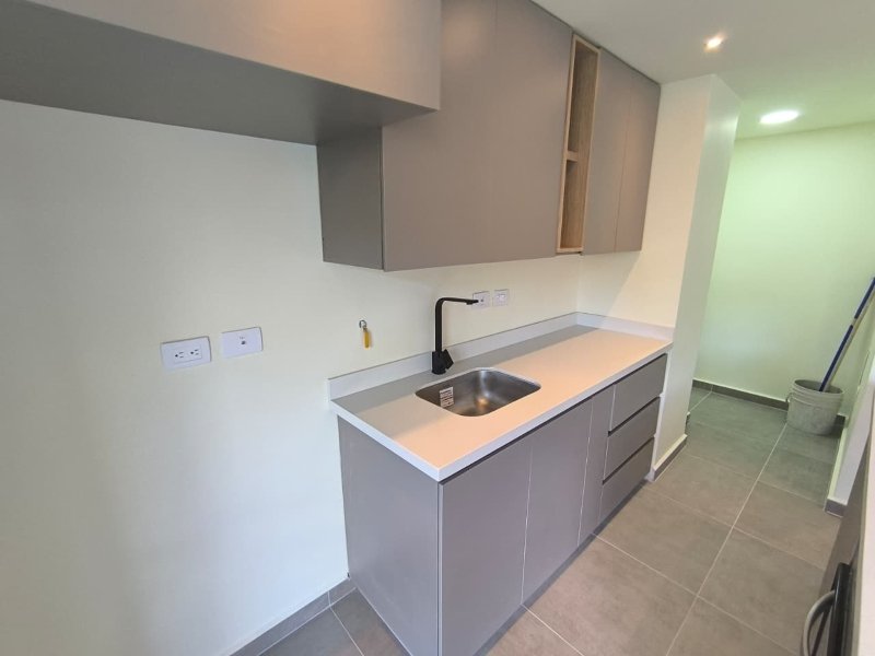 Apartamento para el arriendo en Sabaneta el codigo es 17767 Foto 3