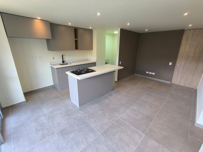 Apartamento para el arriendo en Sabaneta el codigo es 17767 Foto 2