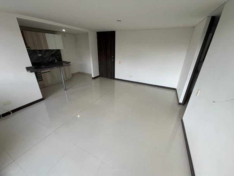 Apartamento para el arriendo en Sabaneta el codigo es 9796 Foto 5