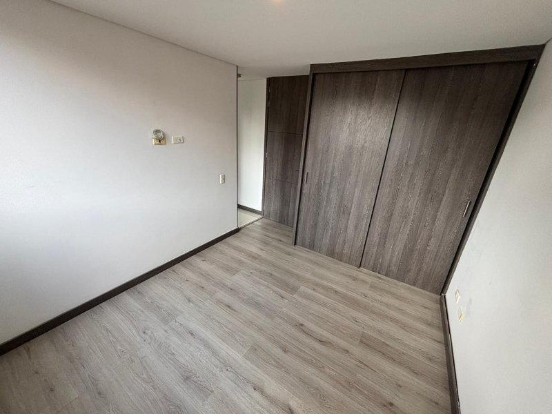 Apartamento para el arriendo en Sabaneta el codigo es 9796 Foto 9